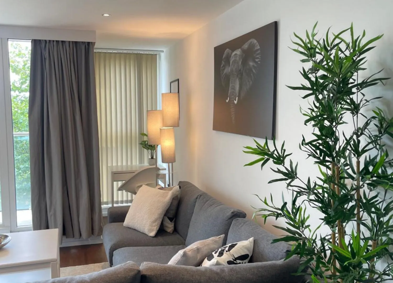 Modern Luxury 2 Bedroom Apartment In London Excel 0*,  Storbritannien